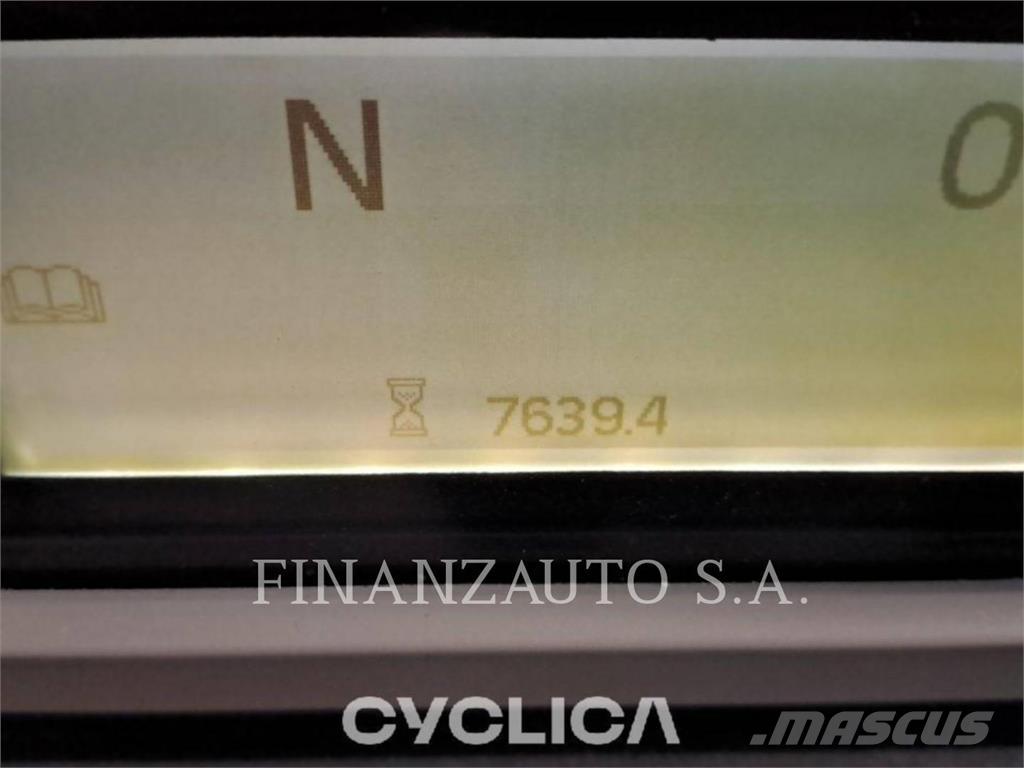 CAT 730C Дъмпери/моторни превозни средства