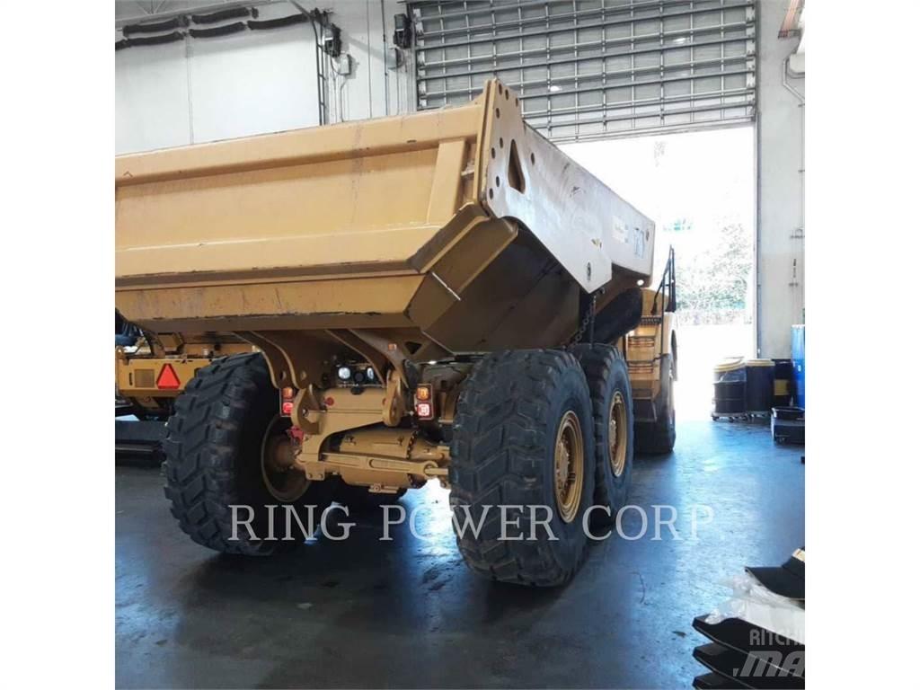 CAT 730TG Дъмпери/моторни превозни средства