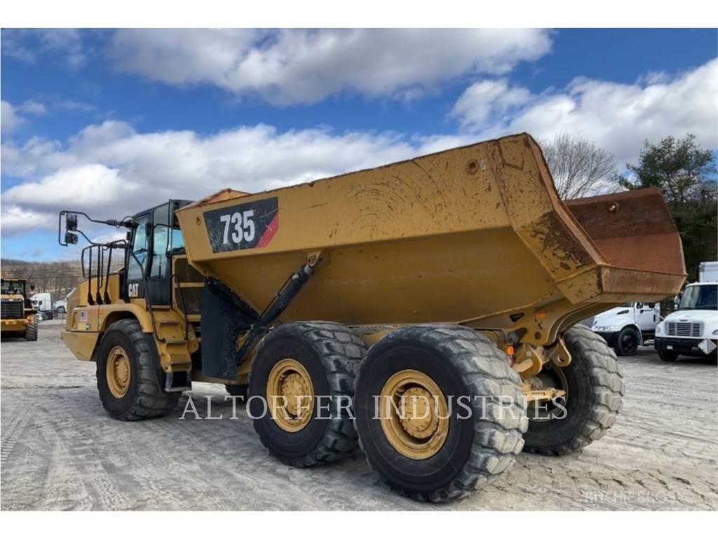 CAT 735 Дъмпери/моторни превозни средства