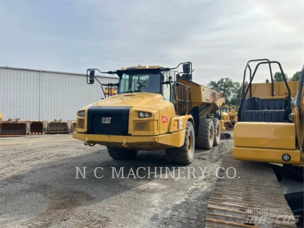 CAT 735 Самосвал