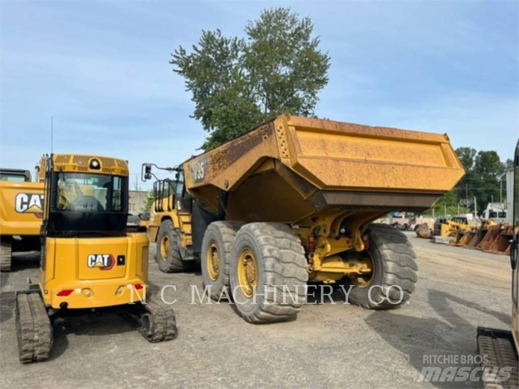 CAT 735 Самосвал
