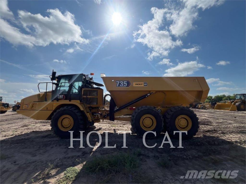 CAT 735 Дъмпери/моторни превозни средства