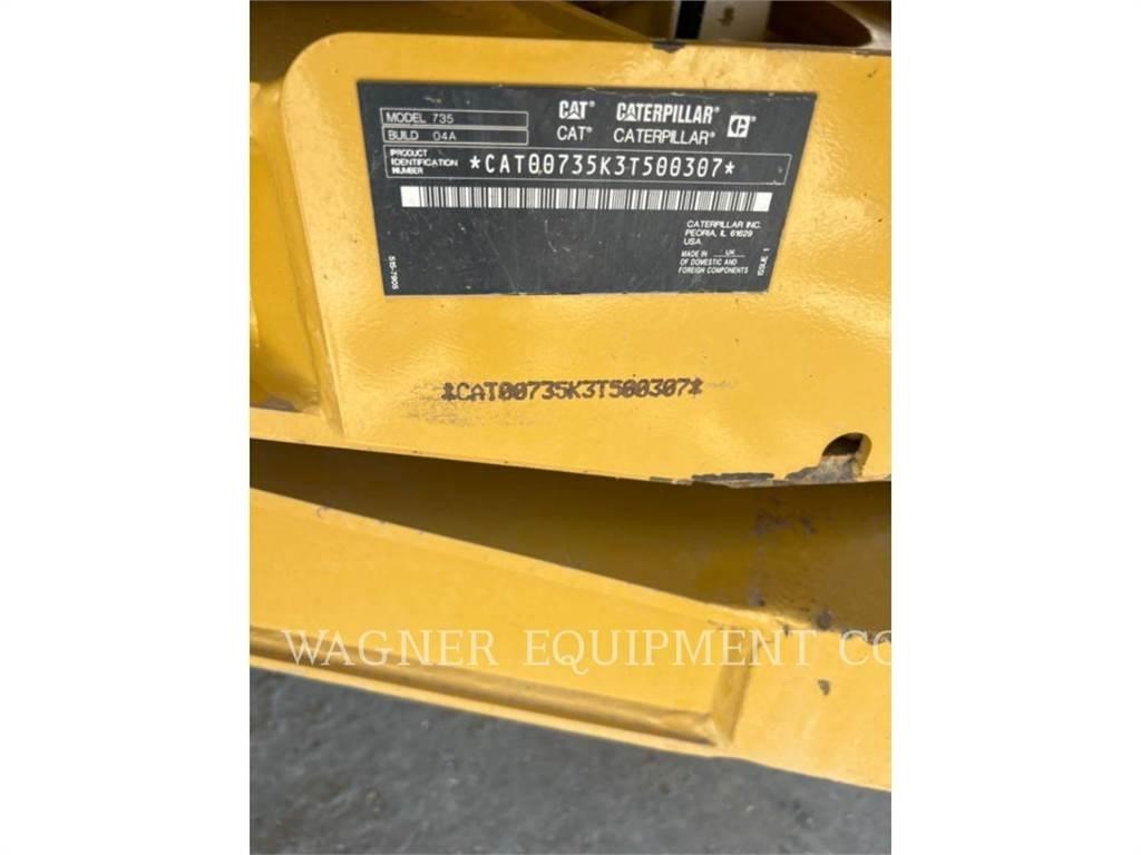 CAT 735 Дъмпери/моторни превозни средства