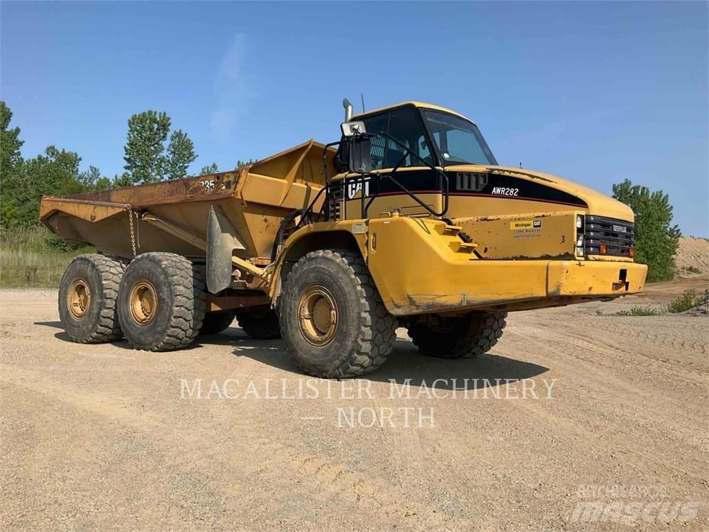CAT 735 T (OLD) Дъмпери/моторни превозни средства