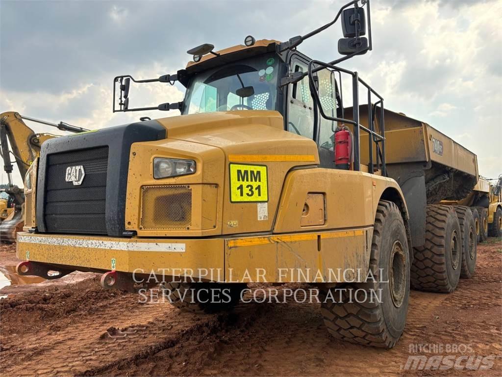CAT 740-04GC Дъмпери/моторни превозни средства