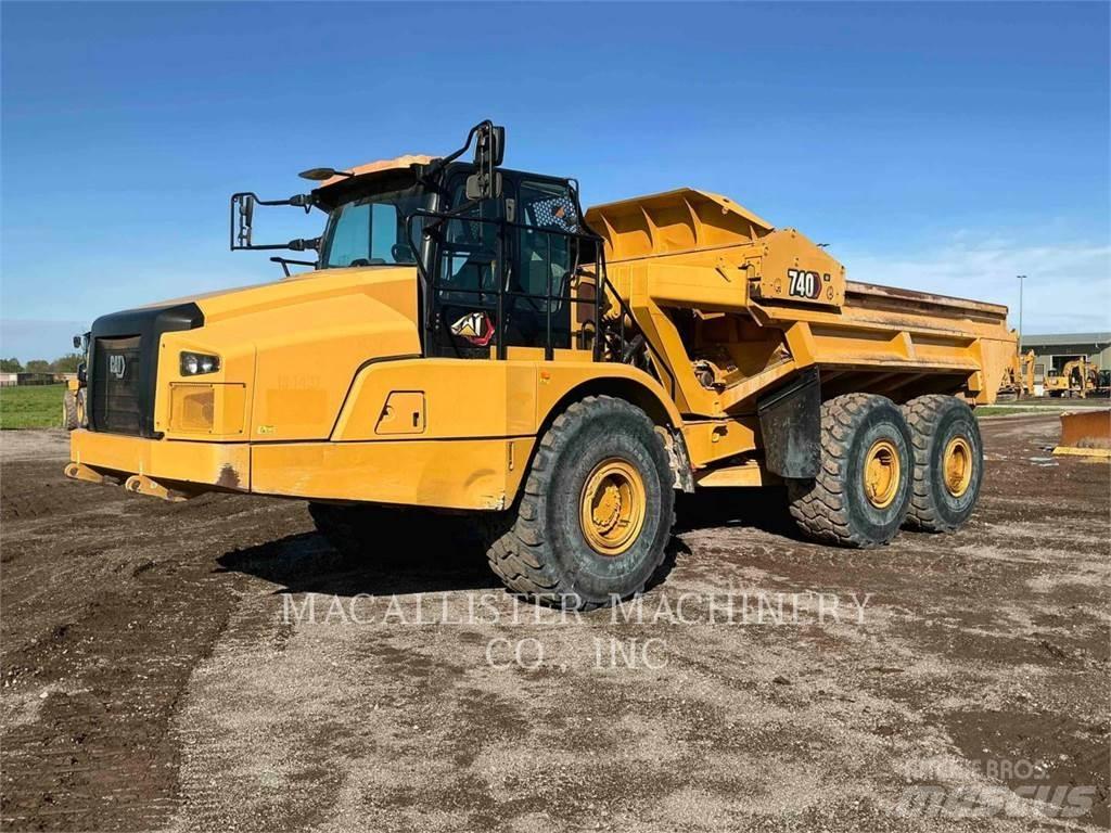 CAT 740 4EJ Дъмпери/моторни превозни средства