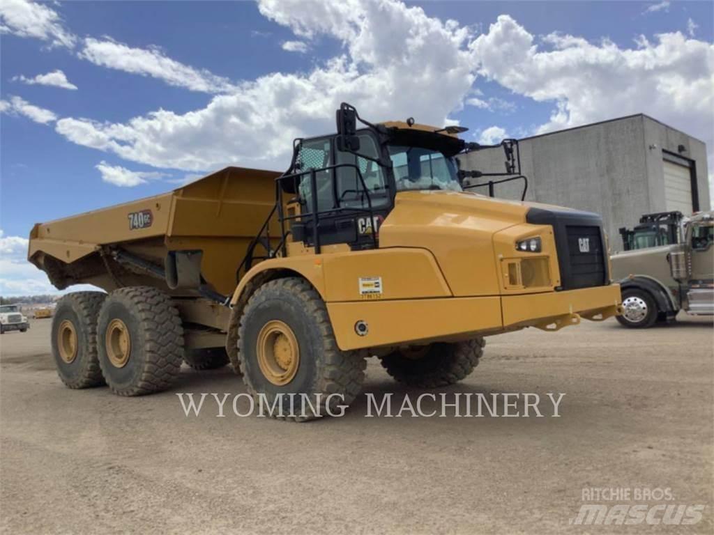 CAT 740 GC Дъмпери/моторни превозни средства