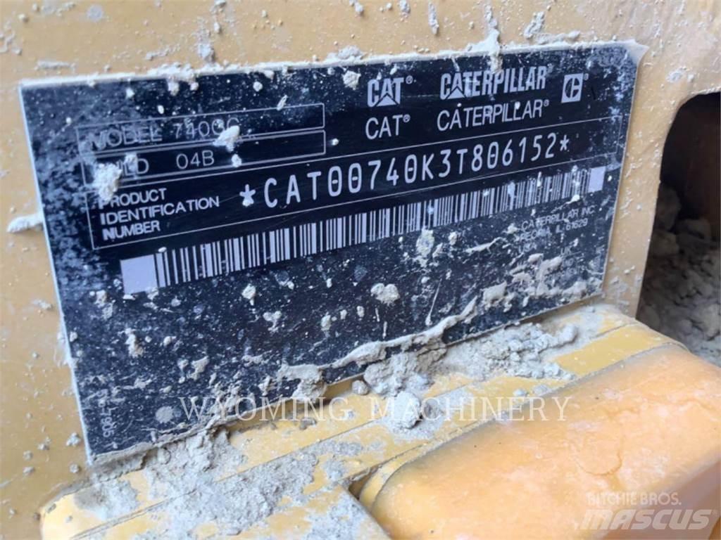 CAT 740 GC Дъмпери/моторни превозни средства