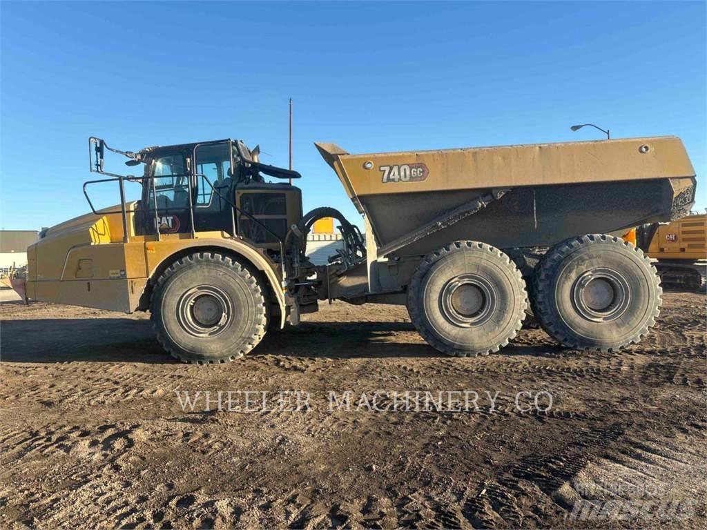 CAT 740 GC Дъмпери/моторни превозни средства