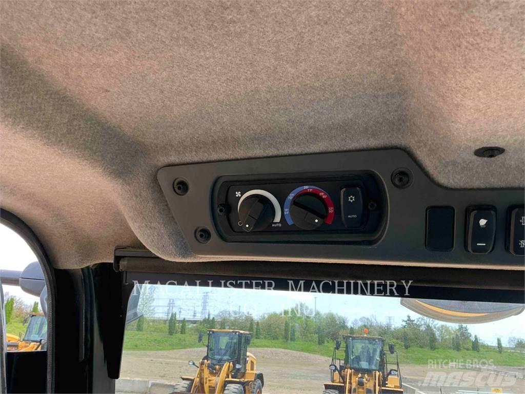 CAT 740 GC Дъмпери/моторни превозни средства