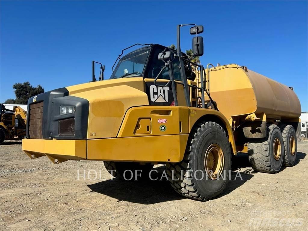 CAT 740B Цистерна