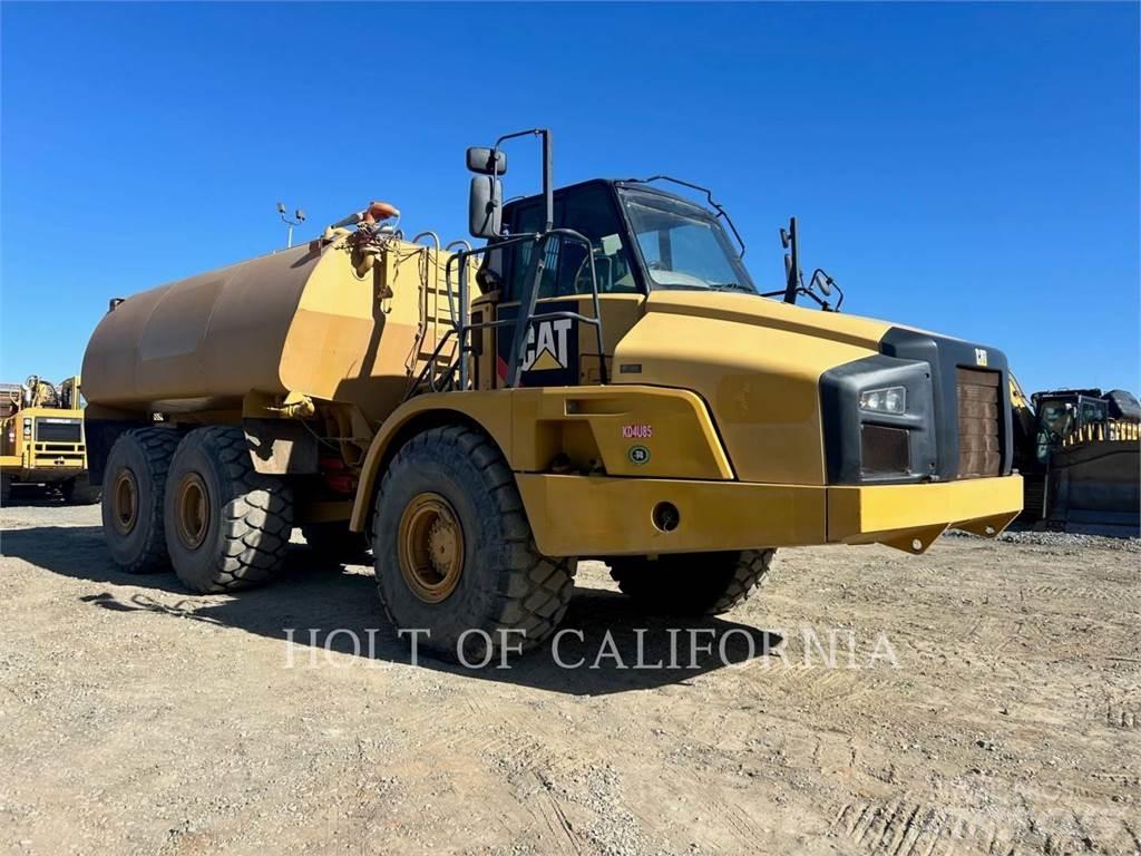CAT 740B Цистерна