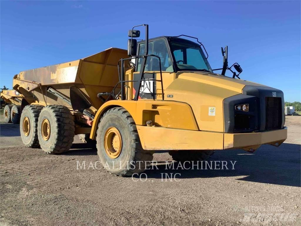 CAT 740B Дъмпери/моторни превозни средства
