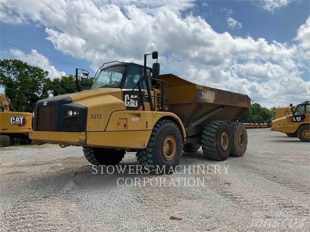 CAT 740B Дъмпери/моторни превозни средства