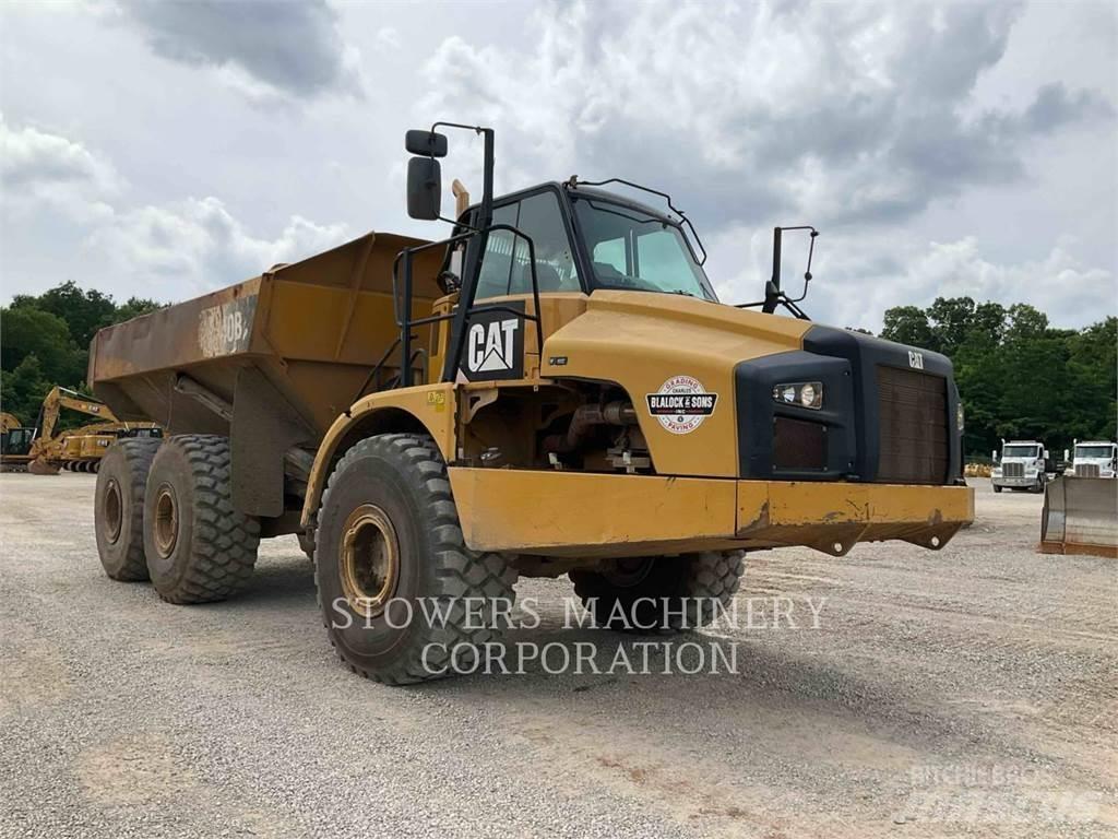 CAT 740B Дъмпери/моторни превозни средства