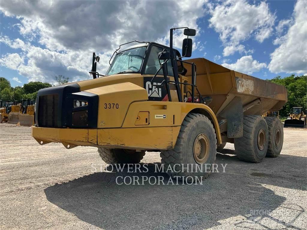 CAT 740B Дъмпери/моторни превозни средства