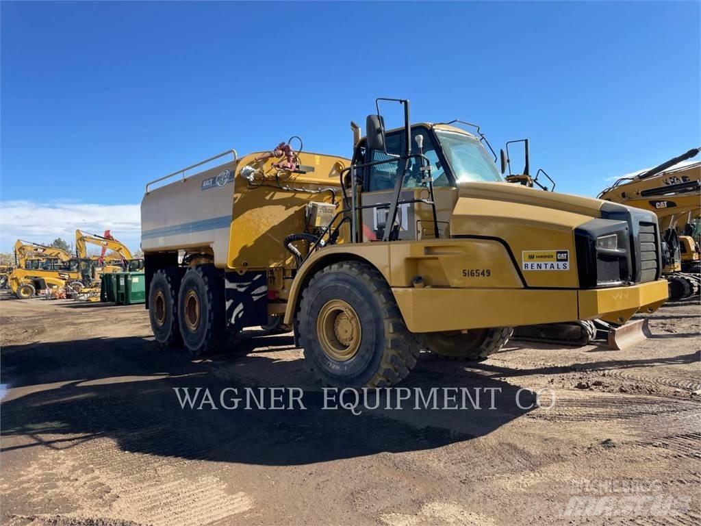 CAT 740B WT RB Цистерни за вода
