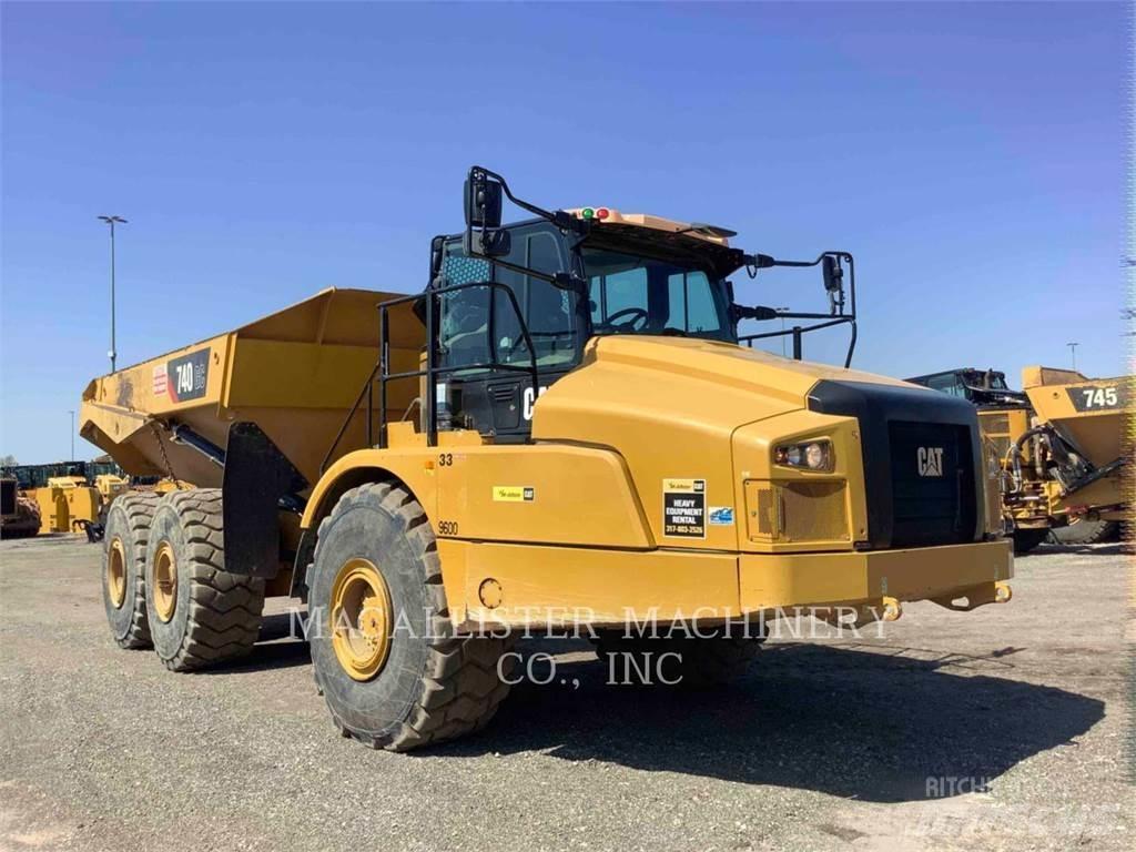 CAT 740GC Дъмпери/моторни превозни средства