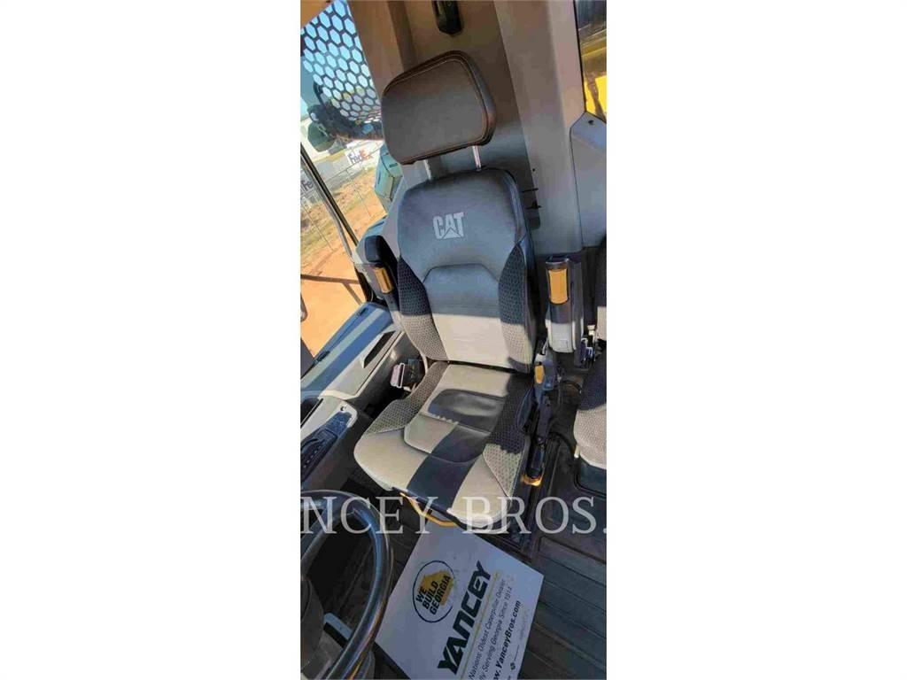 CAT 740GC Дъмпери/моторни превозни средства
