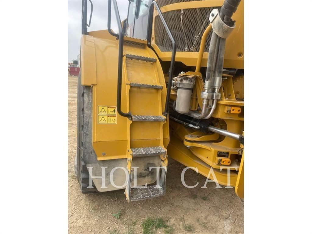 CAT 740GC Дъмпери/моторни превозни средства