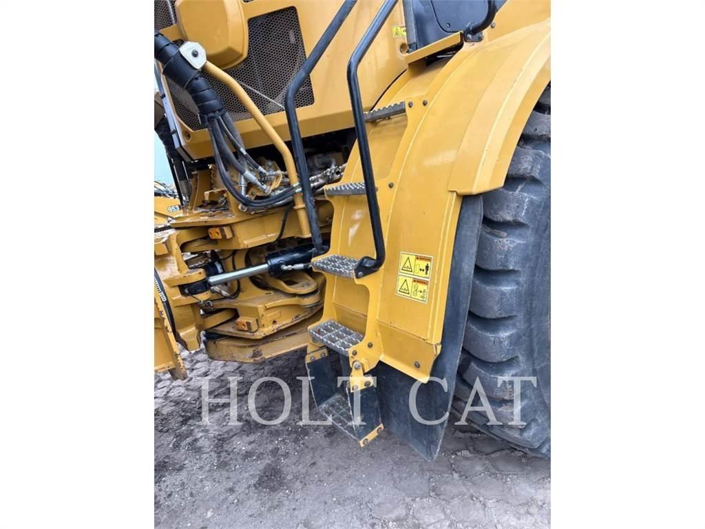 CAT 740GC Колесни товарачи