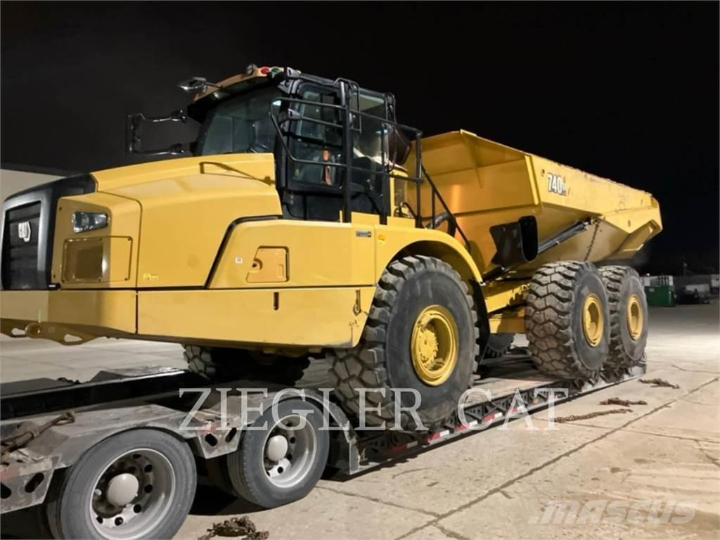 CAT 740GC Дъмпери/моторни превозни средства