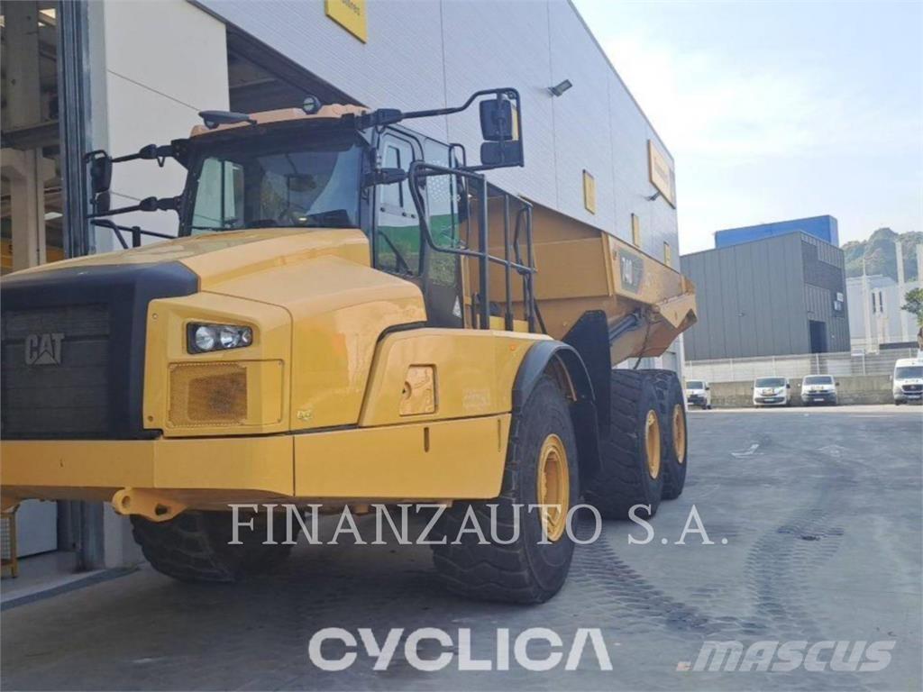CAT 740GC Дъмпери/моторни превозни средства