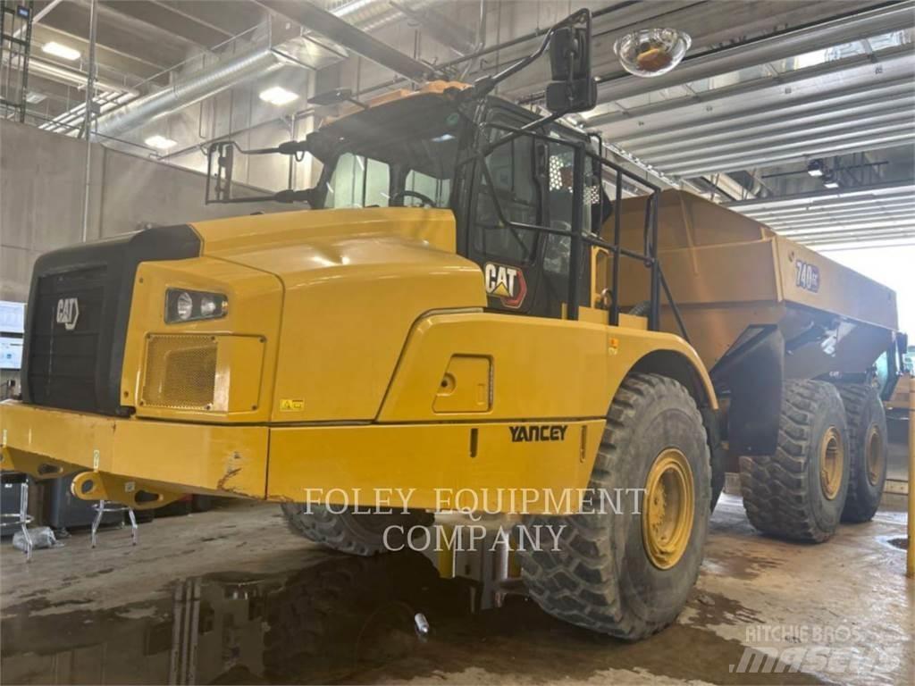 CAT 740GC-04 Дъмпери/моторни превозни средства