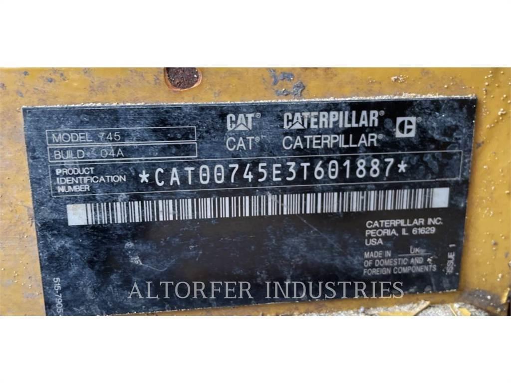 CAT 745 Дъмпери/моторни превозни средства