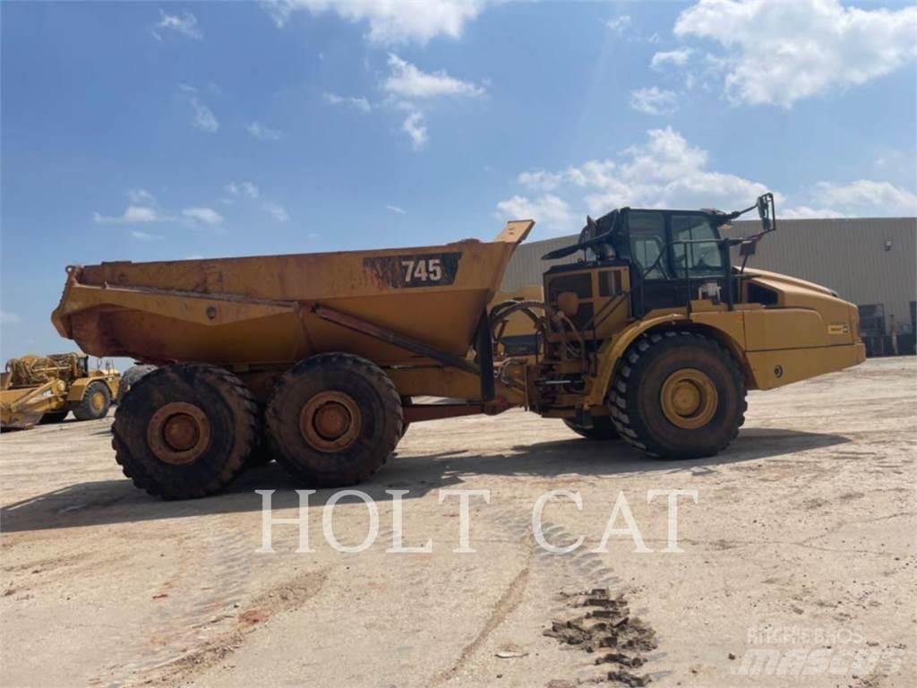 CAT 745 Дъмпери/моторни превозни средства