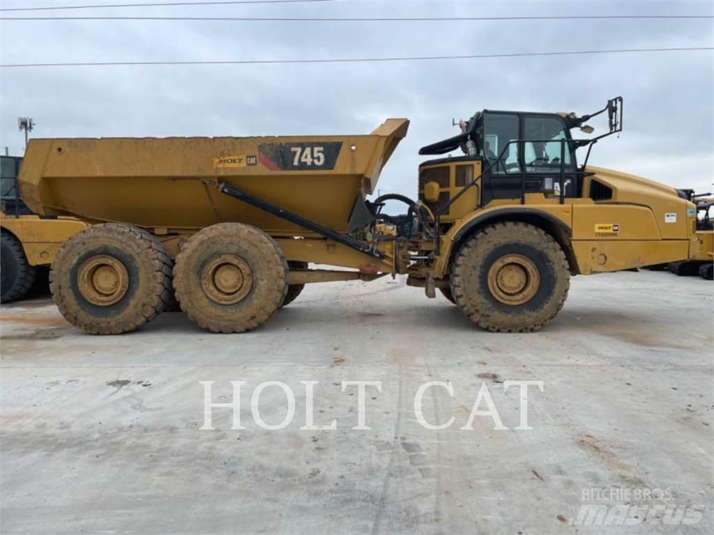 CAT 745 Дъмпери/моторни превозни средства