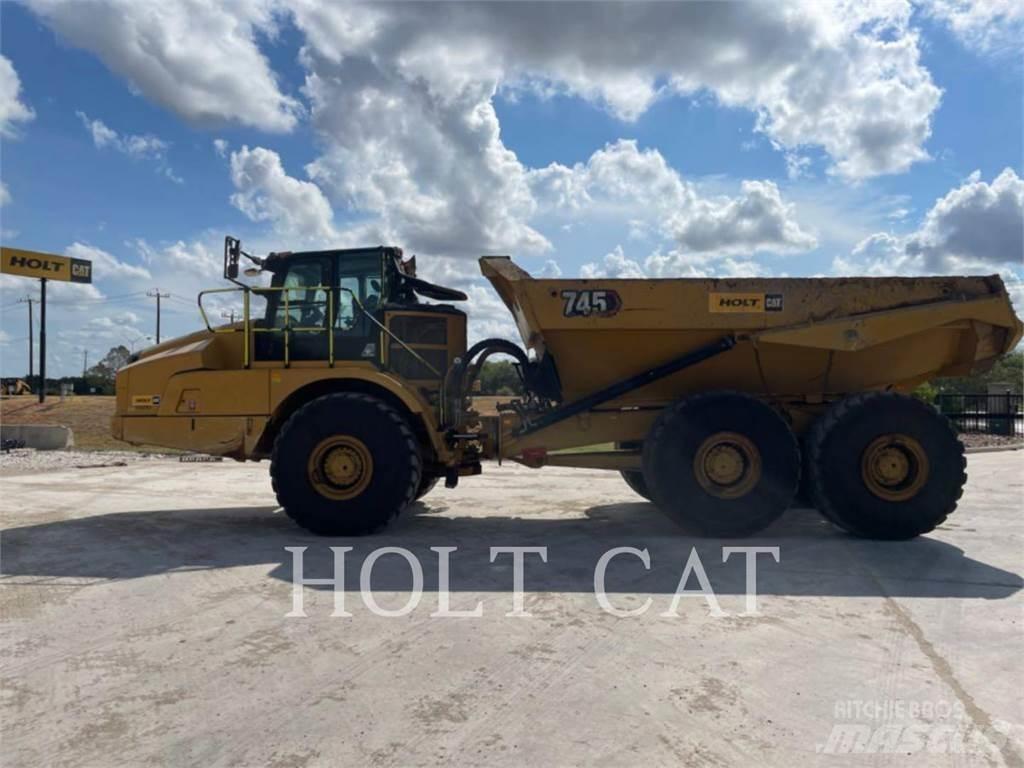 CAT 745 Дъмпери/моторни превозни средства