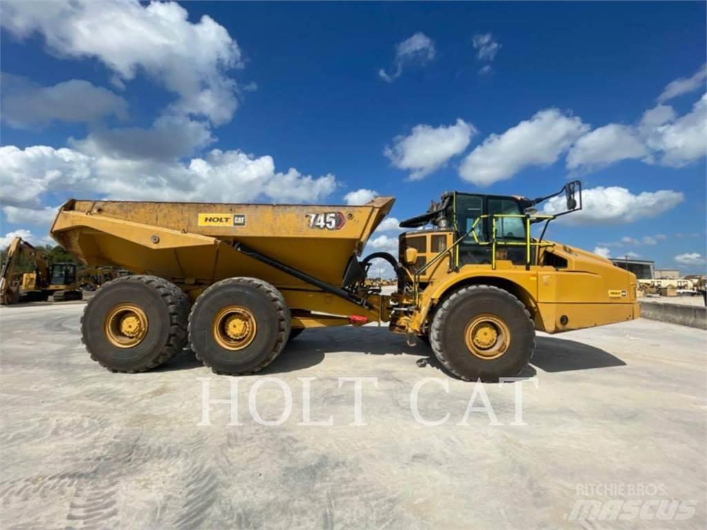 CAT 745 Дъмпери/моторни превозни средства