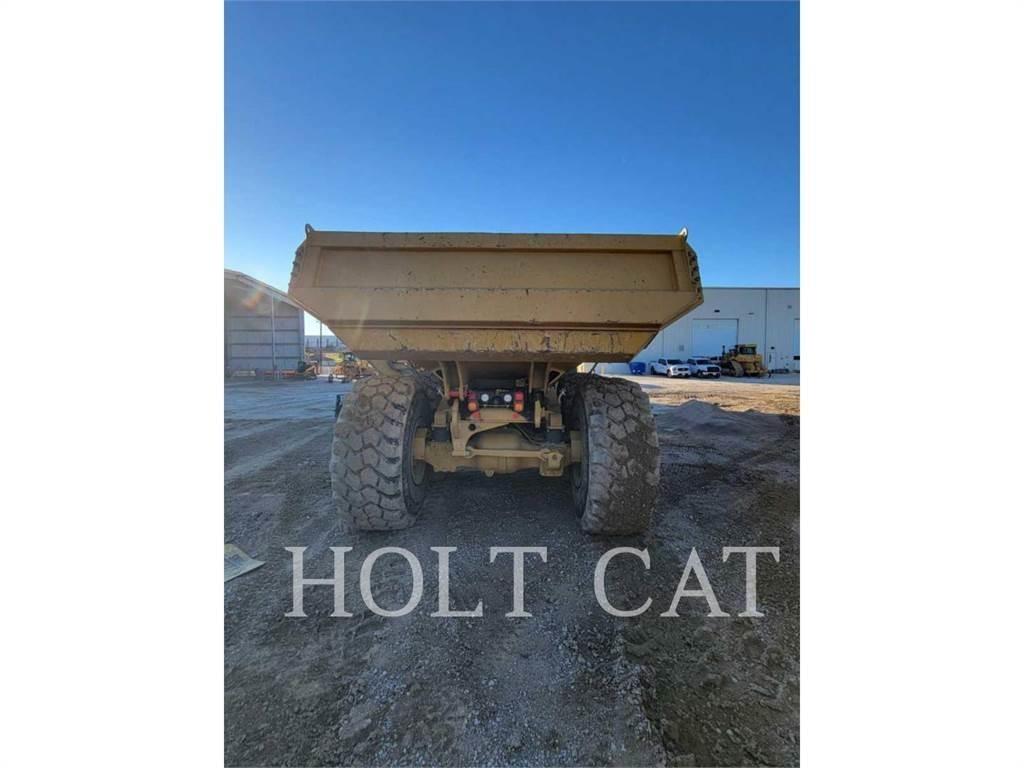 CAT 745 Дъмпери/моторни превозни средства