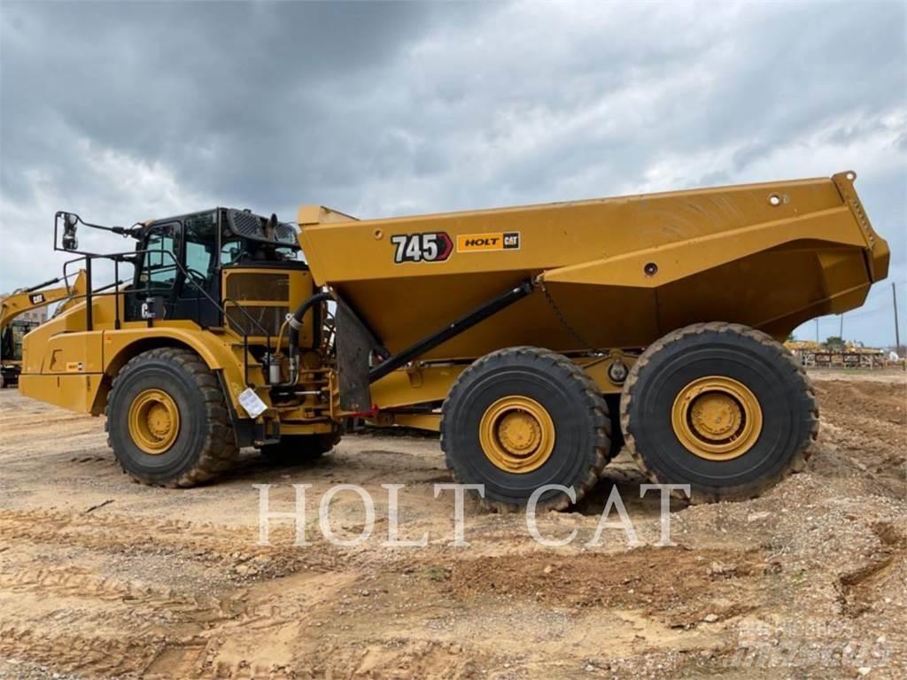 CAT 745 Дъмпери/моторни превозни средства