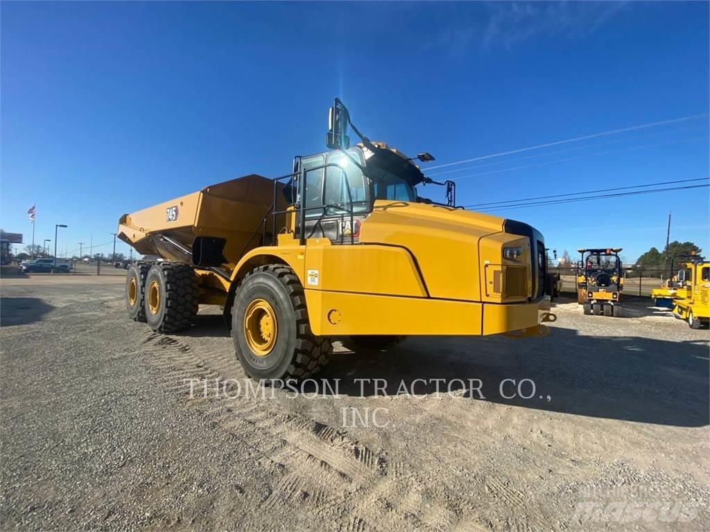 CAT 745 Дъмпери/моторни превозни средства