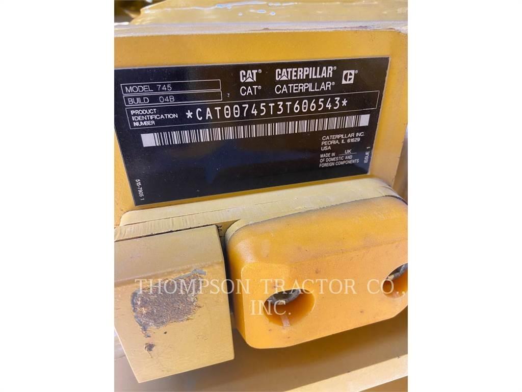 CAT 745 Дъмпери/моторни превозни средства