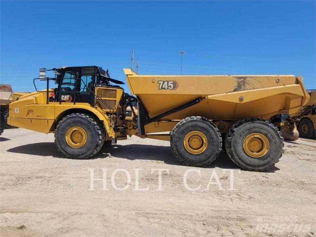 CAT 745 Дъмпери/моторни превозни средства
