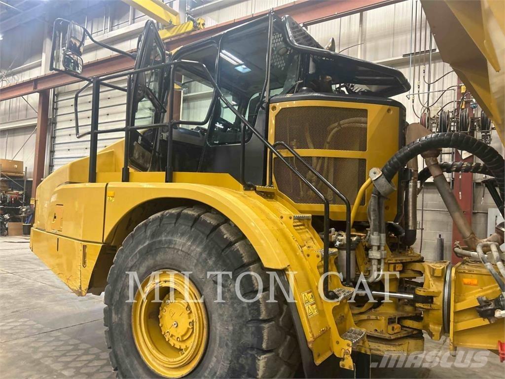 CAT 745 Дъмпери/моторни превозни средства