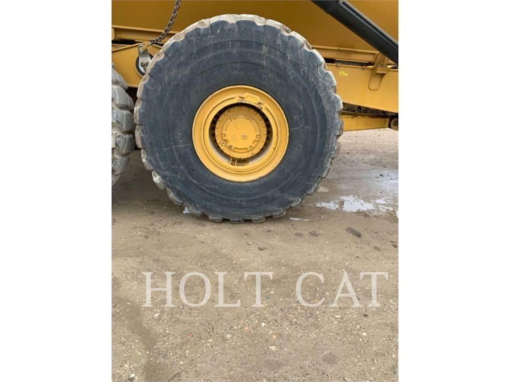 CAT 745 Дъмпери/моторни превозни средства