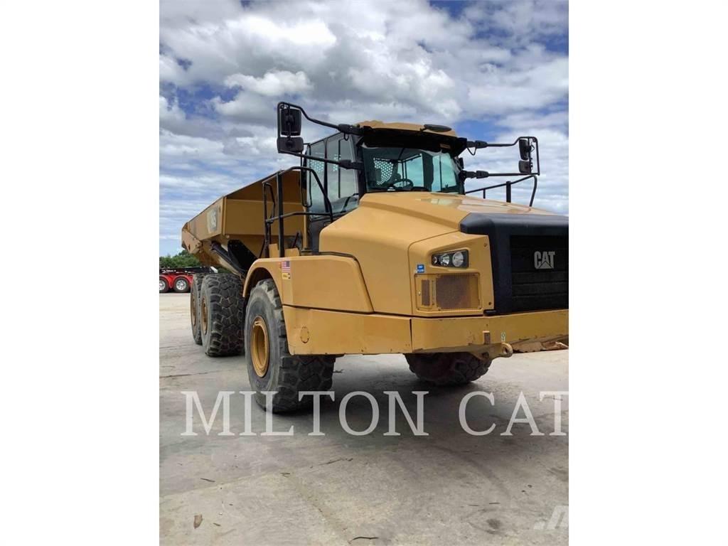 CAT 745 Дъмпери/моторни превозни средства