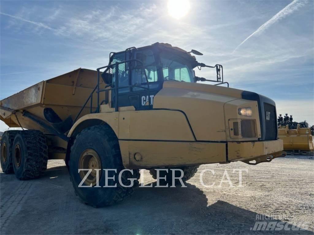 CAT 745 Дъмпери/моторни превозни средства