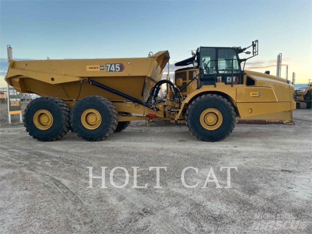 CAT 745 Дъмпери/моторни превозни средства