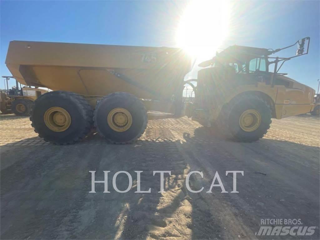CAT 745 Дъмпери/моторни превозни средства