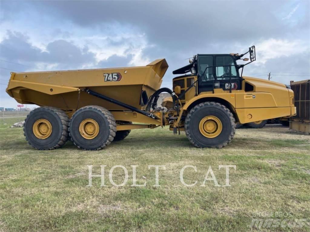 CAT 745 Дъмпери/моторни превозни средства