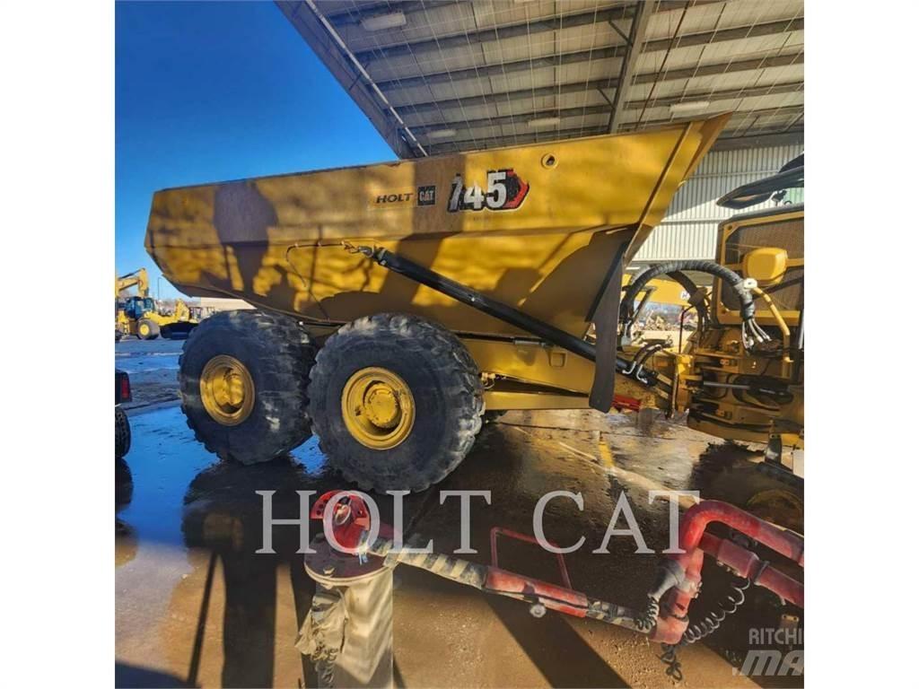 CAT 745 Дъмпери/моторни превозни средства