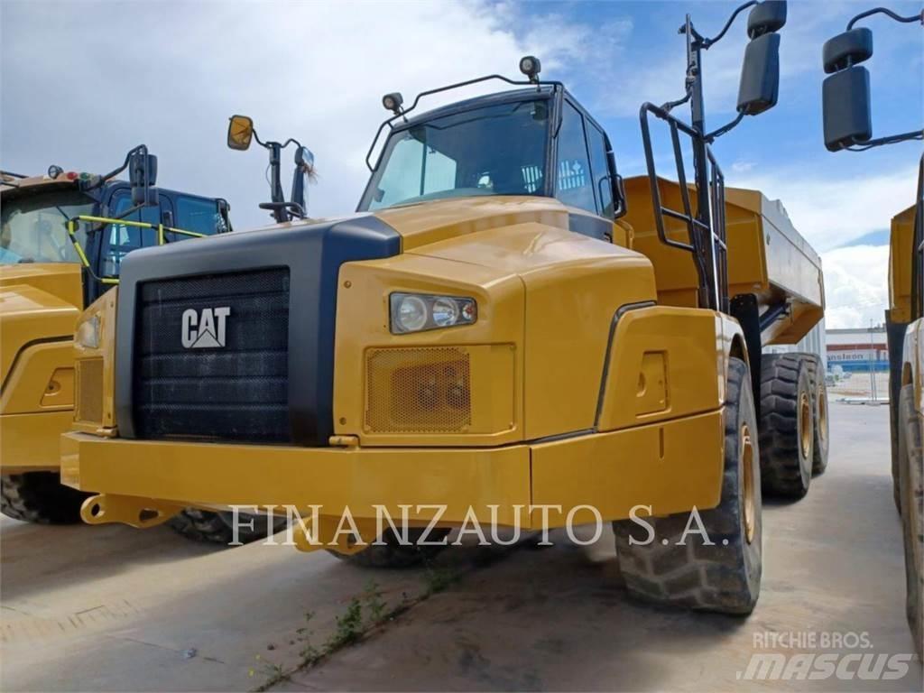 CAT 745 Дъмпери/моторни превозни средства