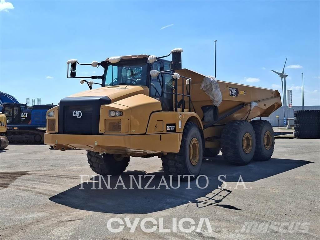 CAT 745 Дъмпери/моторни превозни средства