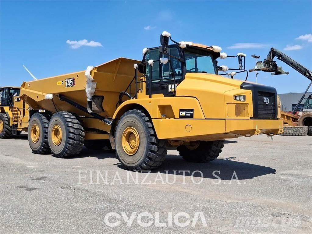 CAT 745 Дъмпери/моторни превозни средства