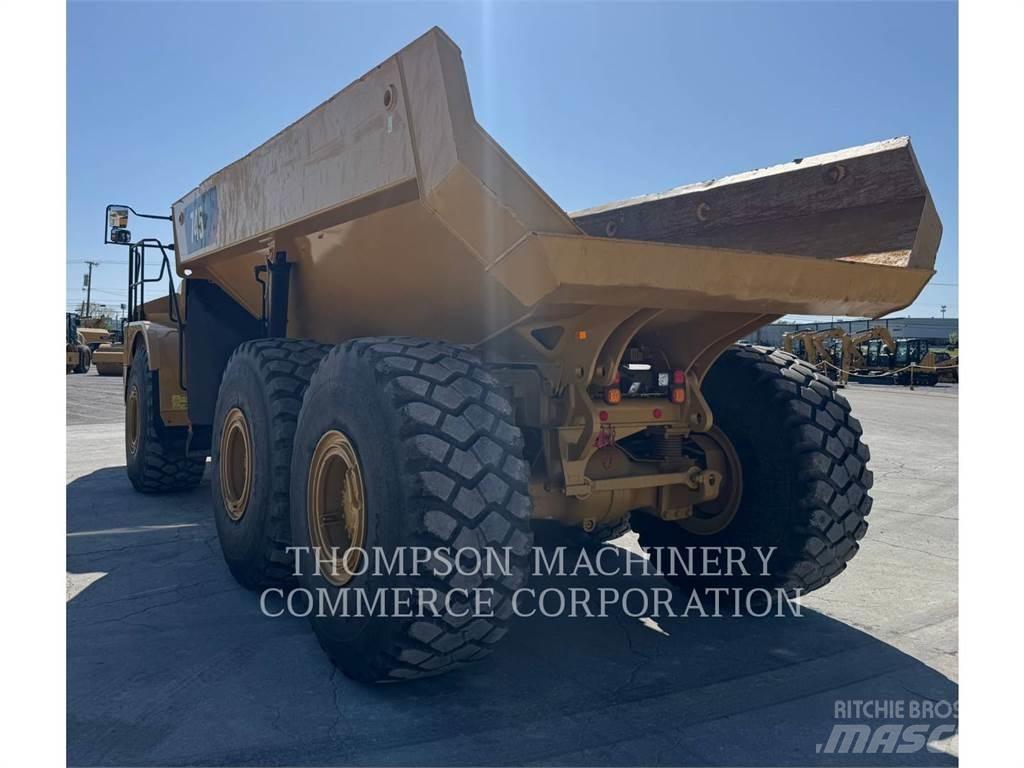 CAT 745 Дъмпери/моторни превозни средства